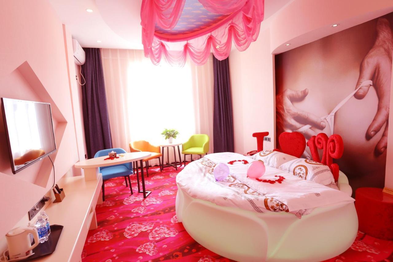 Kunming Mengda Holiday Hotel מראה חיצוני תמונה