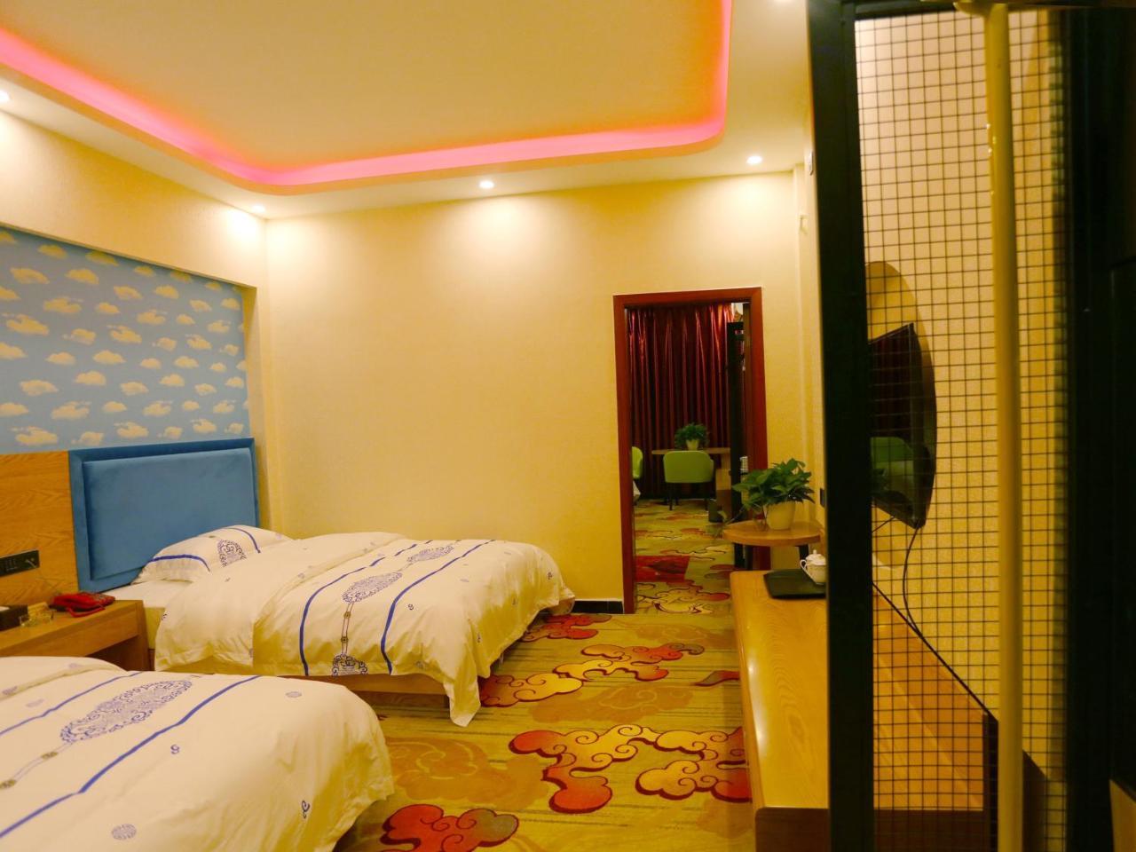 Kunming Mengda Holiday Hotel מראה חיצוני תמונה
