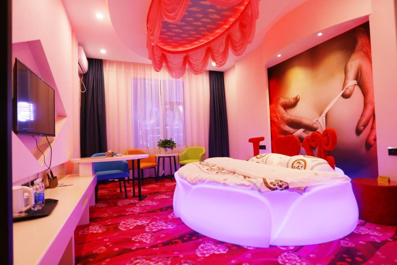 Kunming Mengda Holiday Hotel מראה חיצוני תמונה