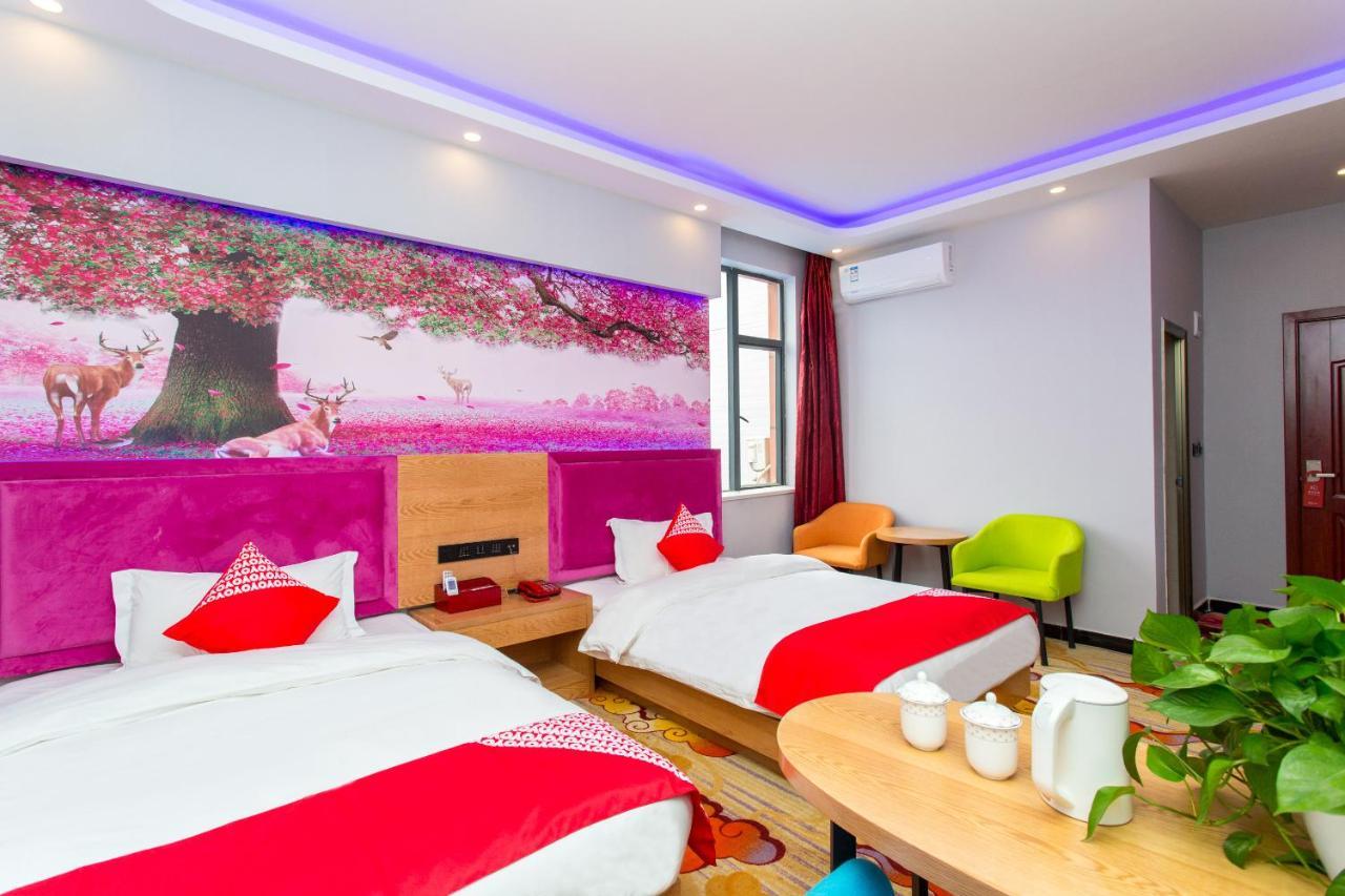 Kunming Mengda Holiday Hotel מראה חיצוני תמונה