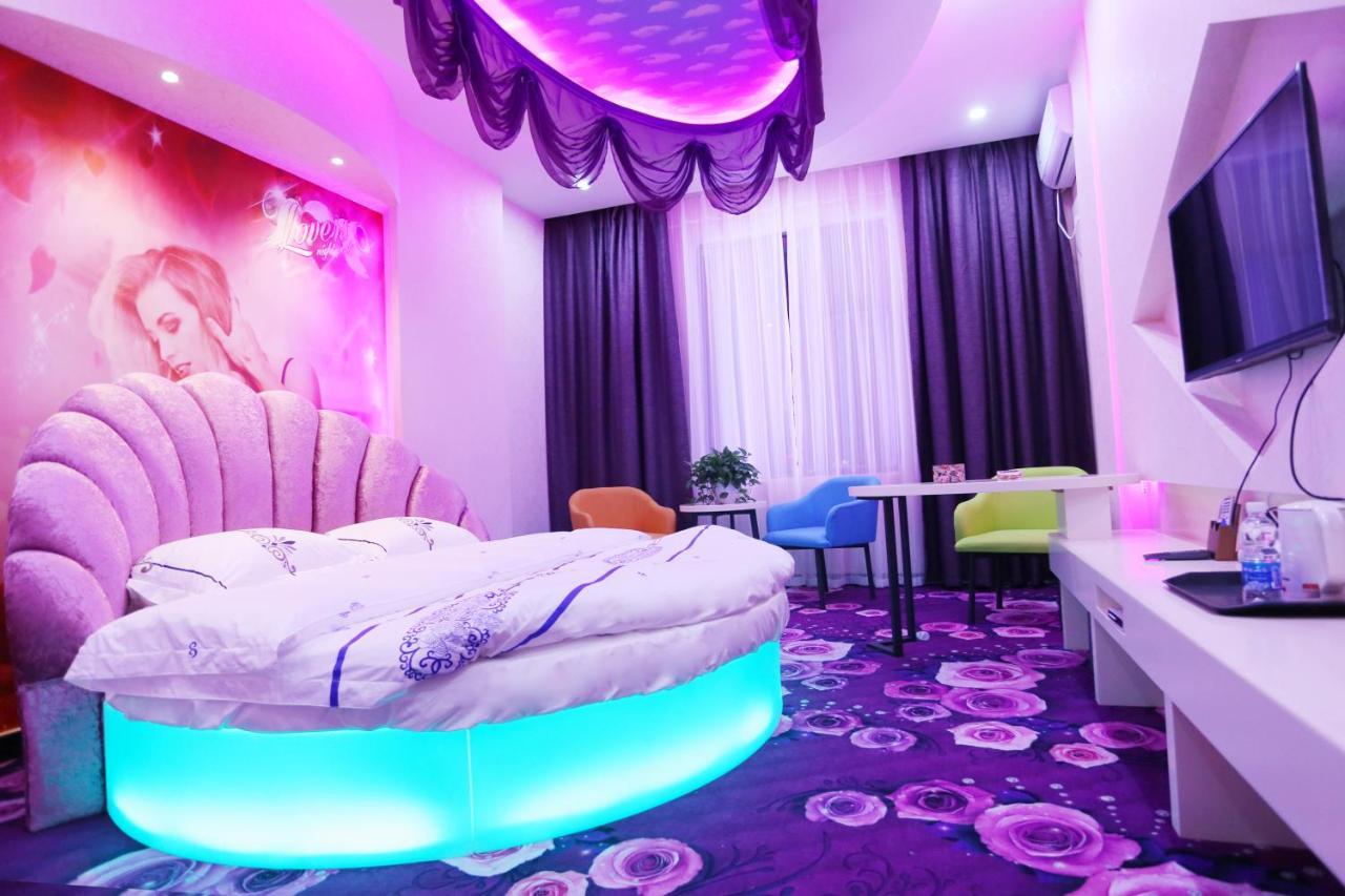 Kunming Mengda Holiday Hotel מראה חיצוני תמונה